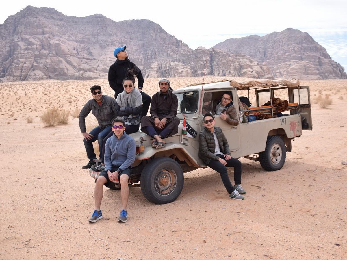 Desert Moon Camp Wadi Rum Buitenkant foto