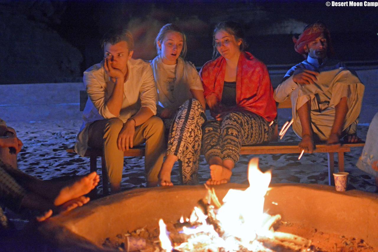 Desert Moon Camp Wadi Rum Buitenkant foto