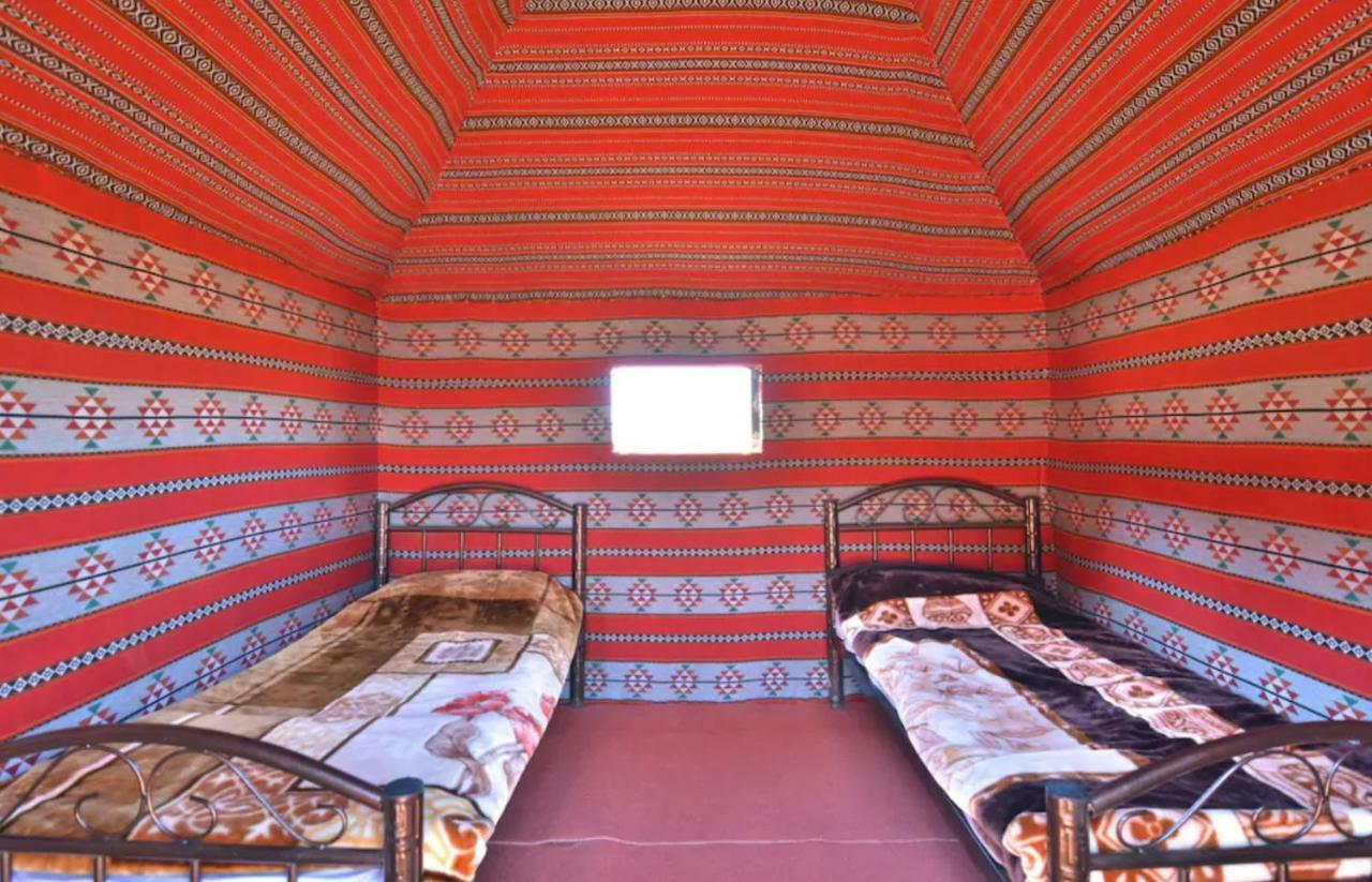 Desert Moon Camp Wadi Rum Buitenkant foto